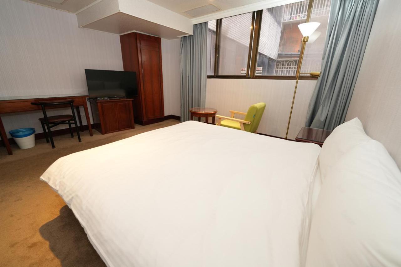 Meworld Hotel - Sanchong Taipei Eksteriør billede